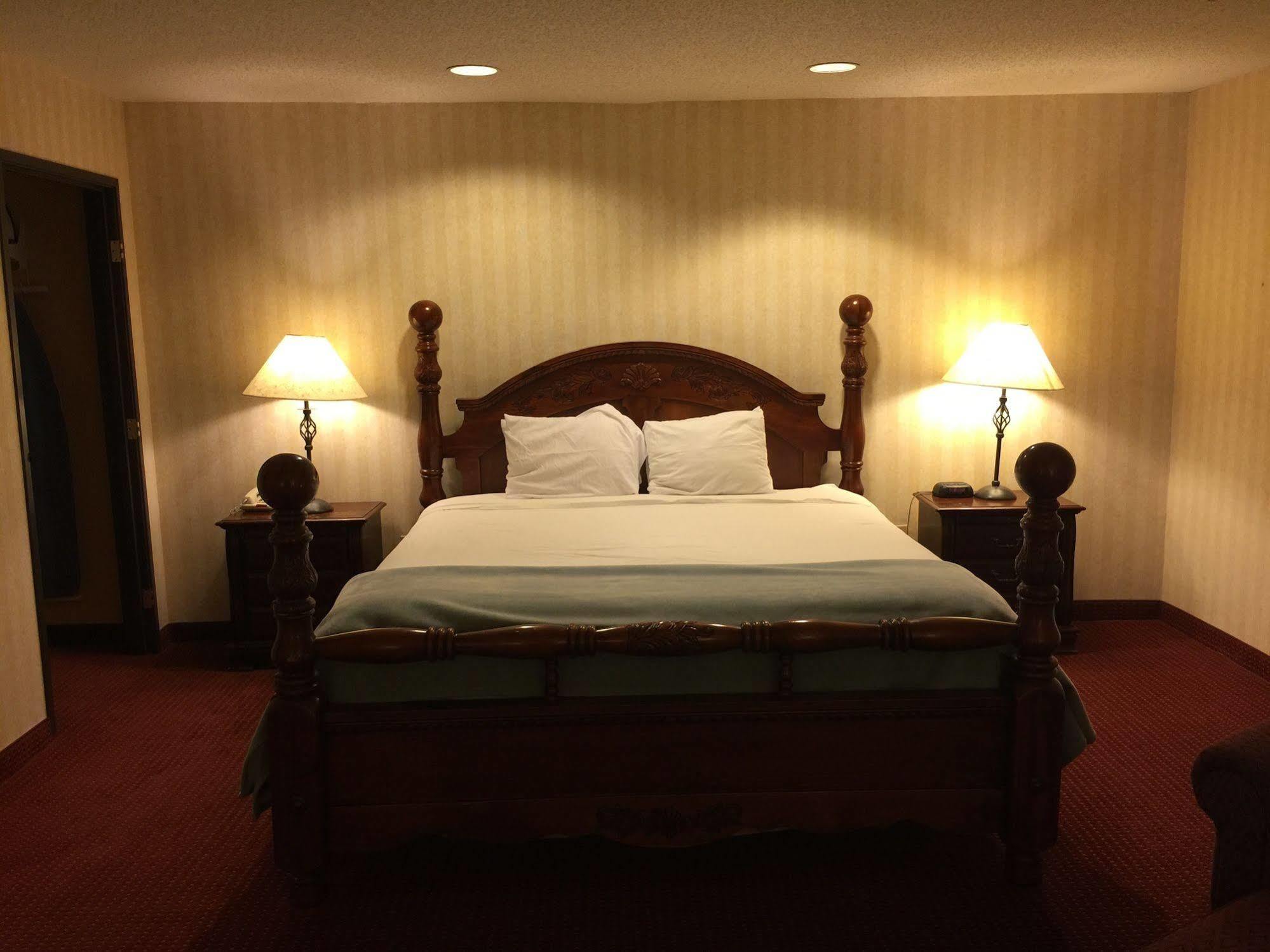Fredericksburg Hill Country Hotel Buitenkant foto